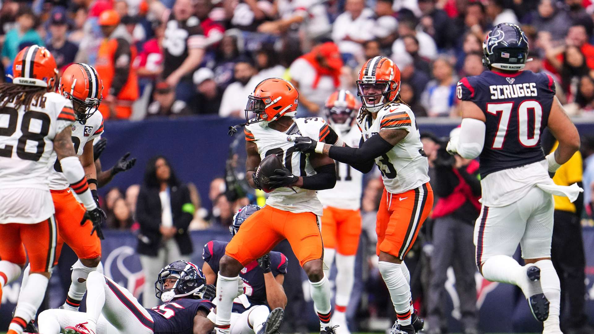 虽然略逊一 虽然略逊一